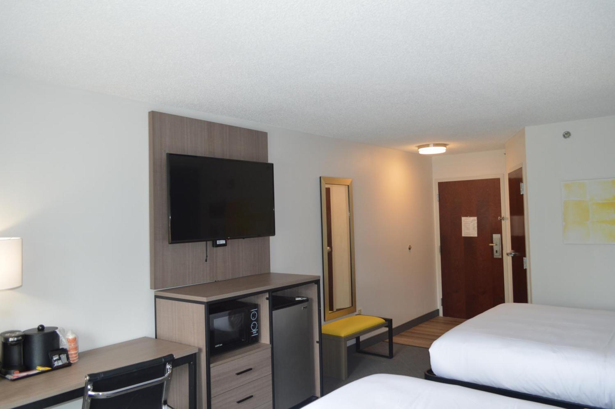 Comfort Inn & Suites Harrisburg-Hershey North Exterior foto