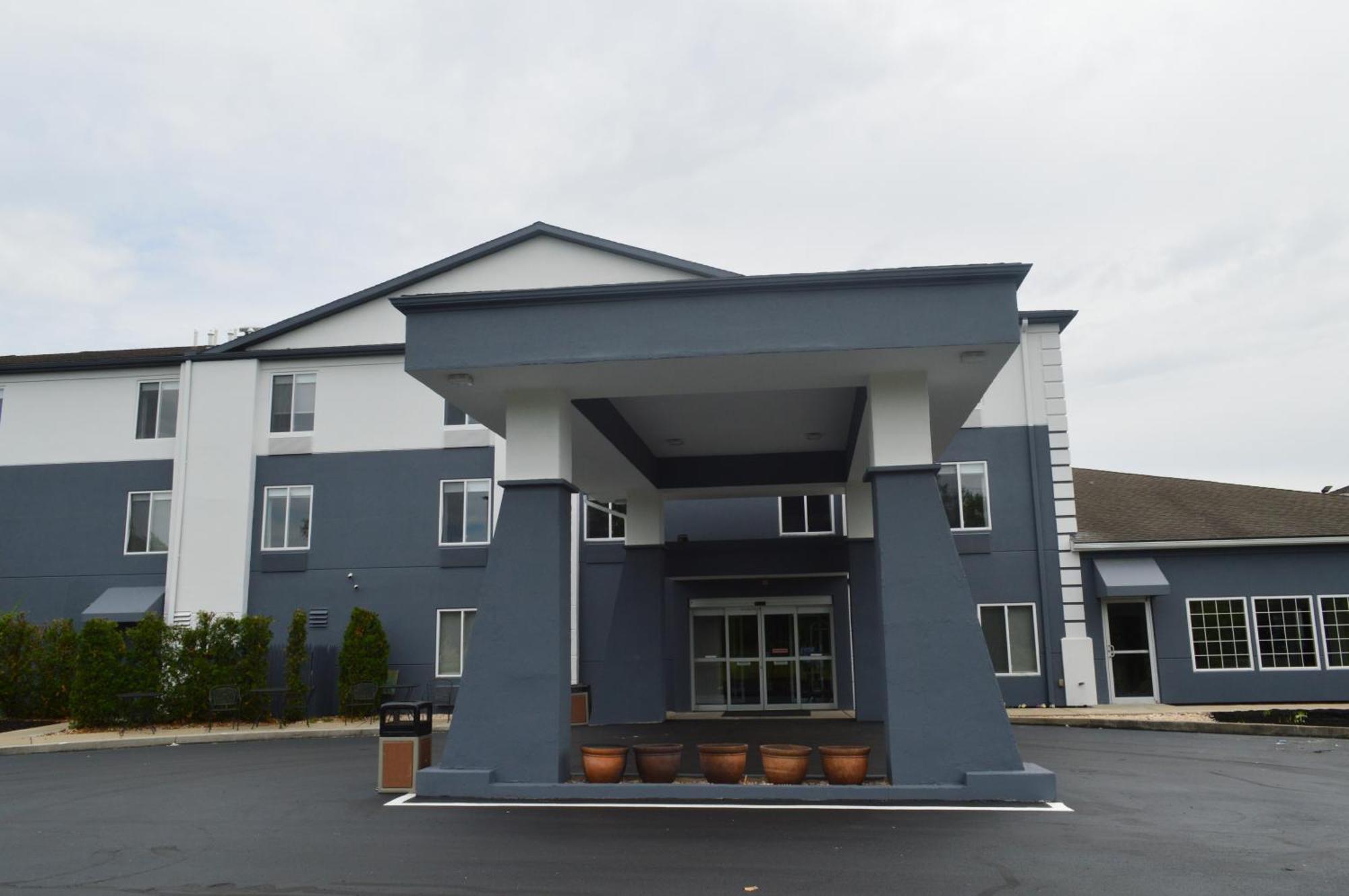 Comfort Inn & Suites Harrisburg-Hershey North Exterior foto